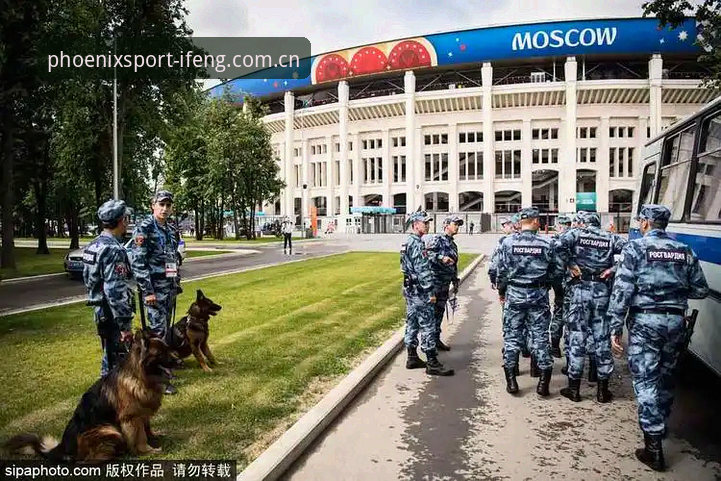 凤凰体育怎么样攻略 世界杯安保锐减的实战分析:凤凰体育App用户必备的观赛新常识